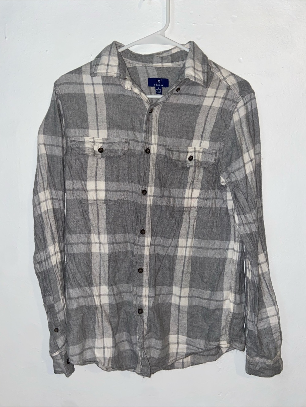 George Academia Classic Cabin Super Soft Gray and White Plaid Button Up Shirt‎